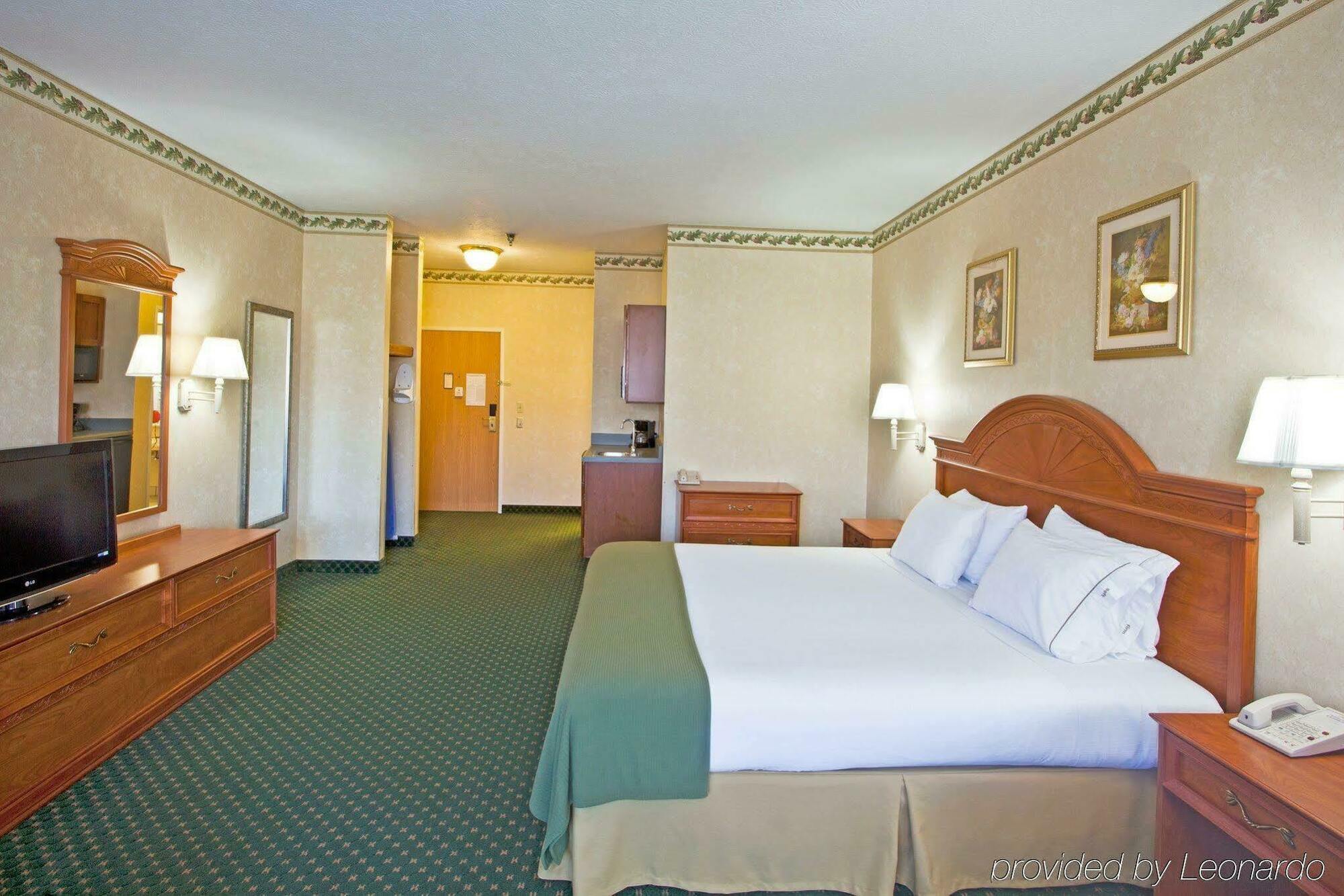 Holiday Inn Express Hotel & Suites Charlotte By Ihg Ngoại thất bức ảnh